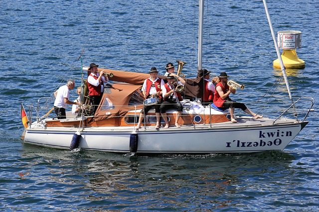 还是场下热 还是场下热